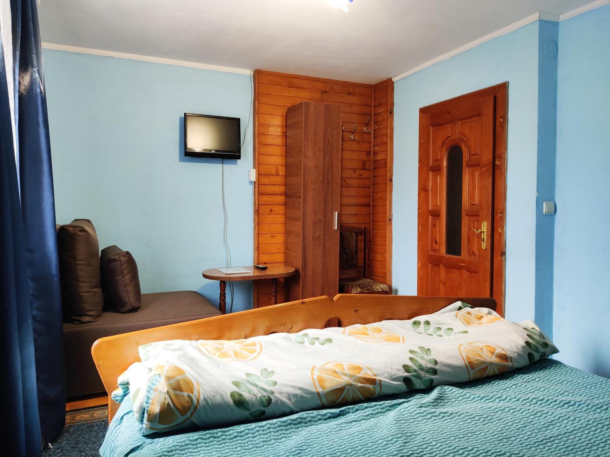 У Яслигана Hotel Pilipets Exterior foto